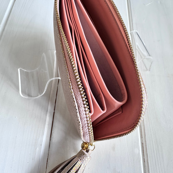 『2025年人気No,2オーロラシャンパンゴールド』軽くてコンパクトなL字ファスナー長財布『coronコロン』 8枚目の画像