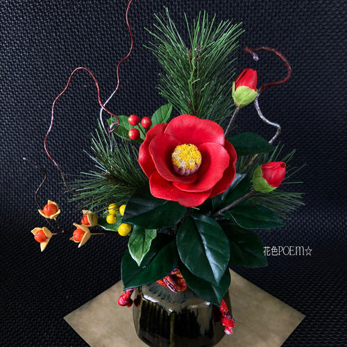 粘土の花〓2ウェイ凛と咲く紅椿＊華やかアレンジ♪ 【約30㎝】和紙鶴