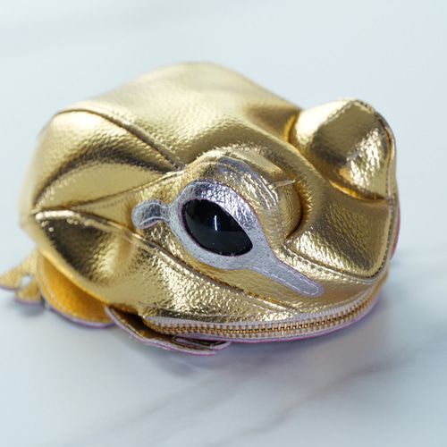 蛙堂10周年記念 金色カエルポーチ ポーチ Shin' 通販 18652654｜Creema