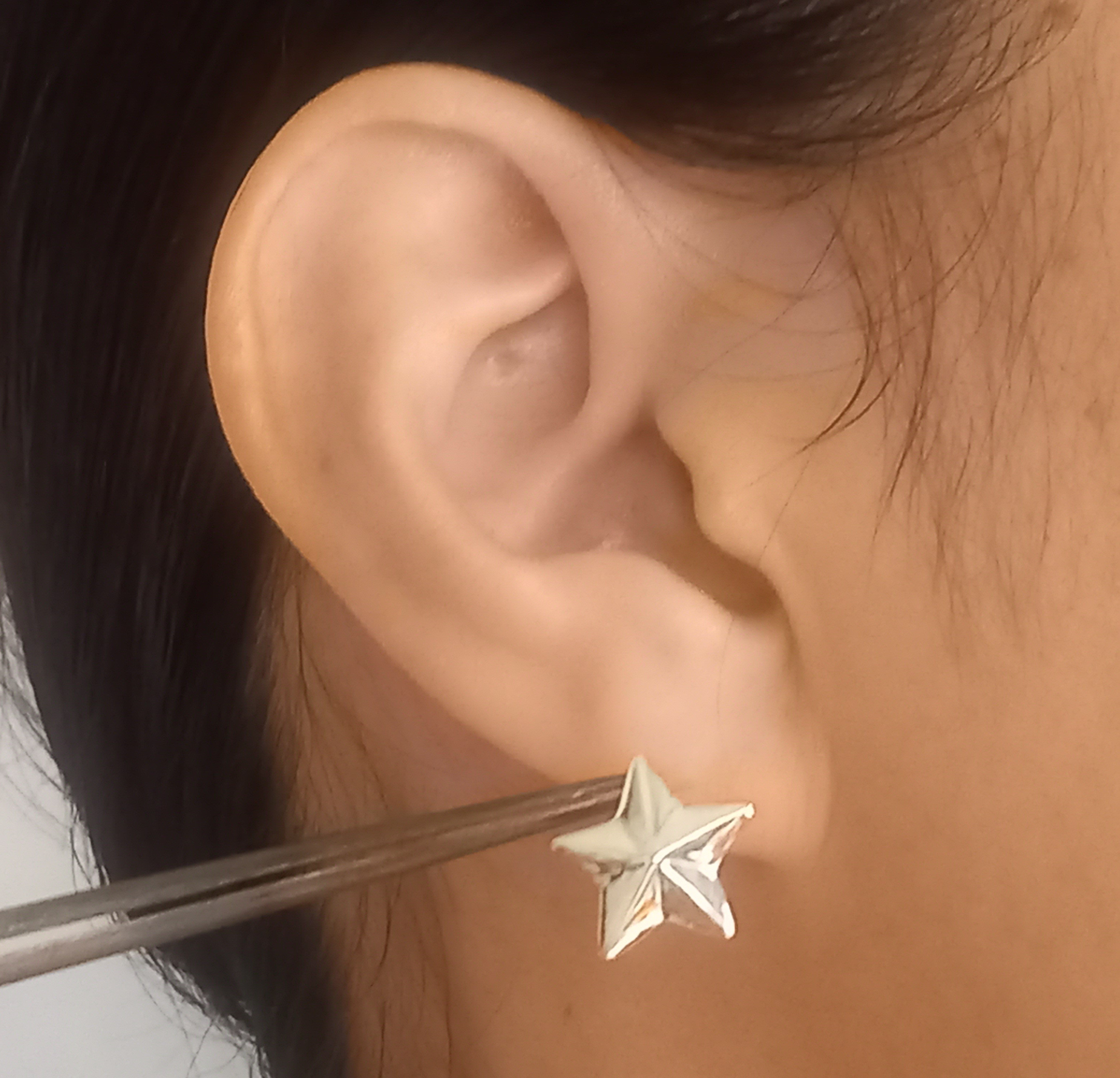 Utoka ☆ silver    星 ピアス    片耳