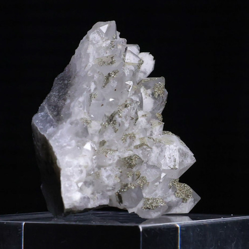 45億年前から存在するシリカの結晶「ヤオガンシャン鉱山産」天然