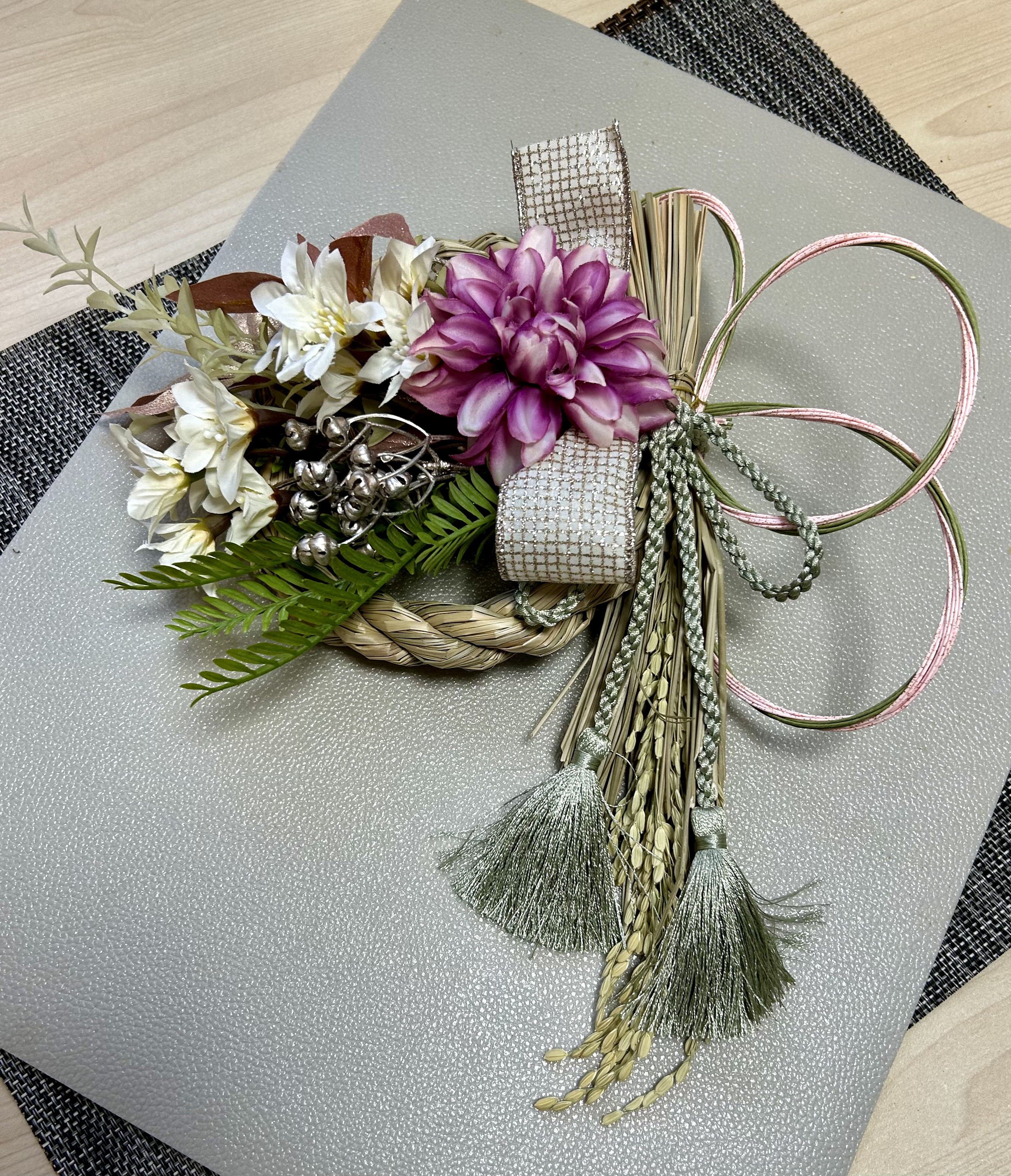 しめ縄② お正月飾り　ハンドメイド　稲穂　アーティフィシャル　しめ縄リース しめ縄② お正月飾り ハンドメイド 稲穂 アーティフィシャル しめ縄