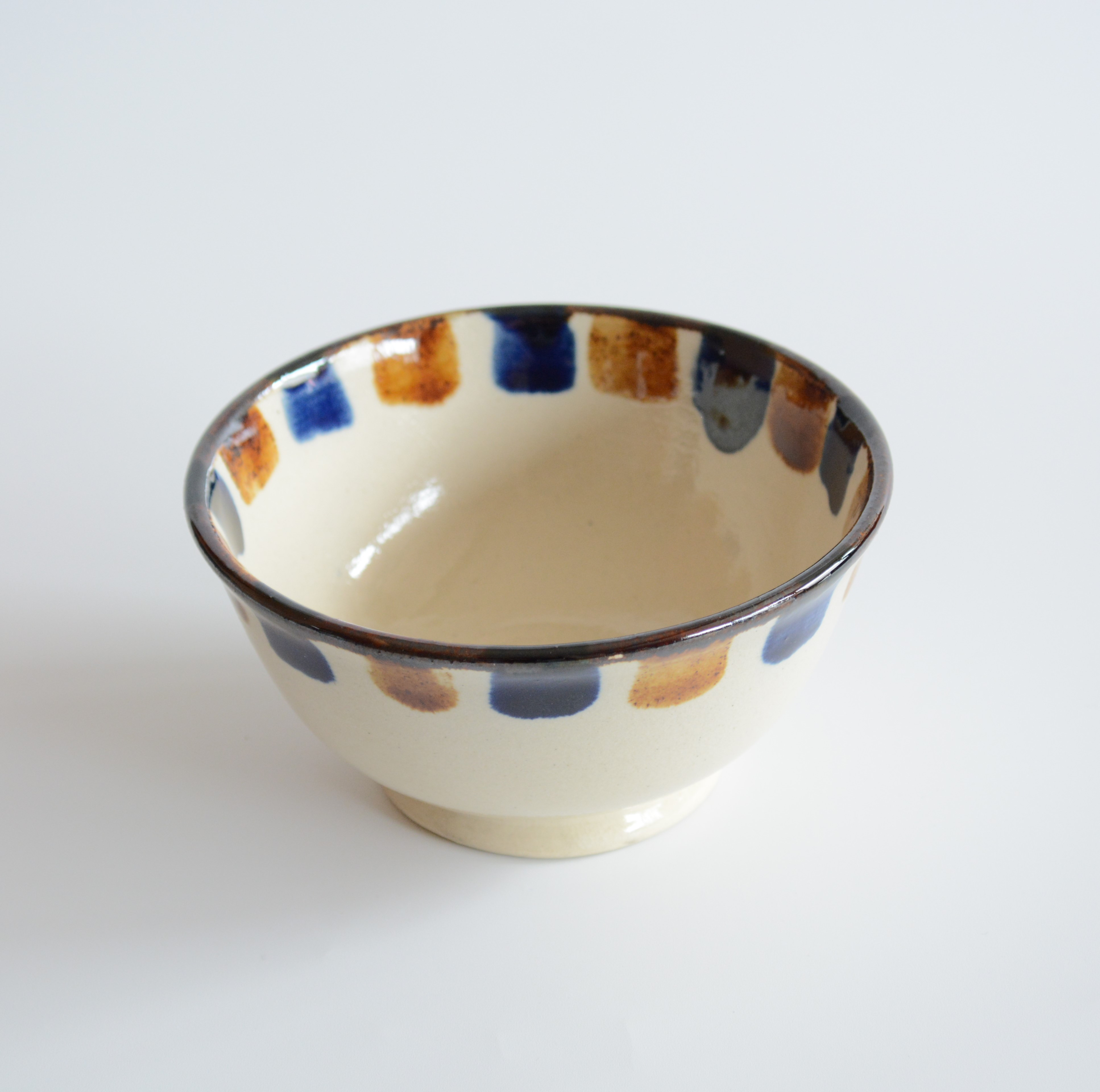 【未使用】工房いろは お茶碗2個セット やちむん 多賀橋明美 未使用】工房いろは お茶碗2個セット やちむん 多賀橋明美 2025