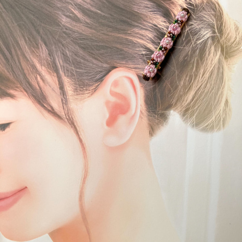 受注製作】フラワーヘアクリップ＊定番のお花シリーズ＊花編み＊刺繍糸