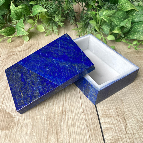 至高の輝きが宿るラピスラズリのジュエリーボックス/パワー 天然石