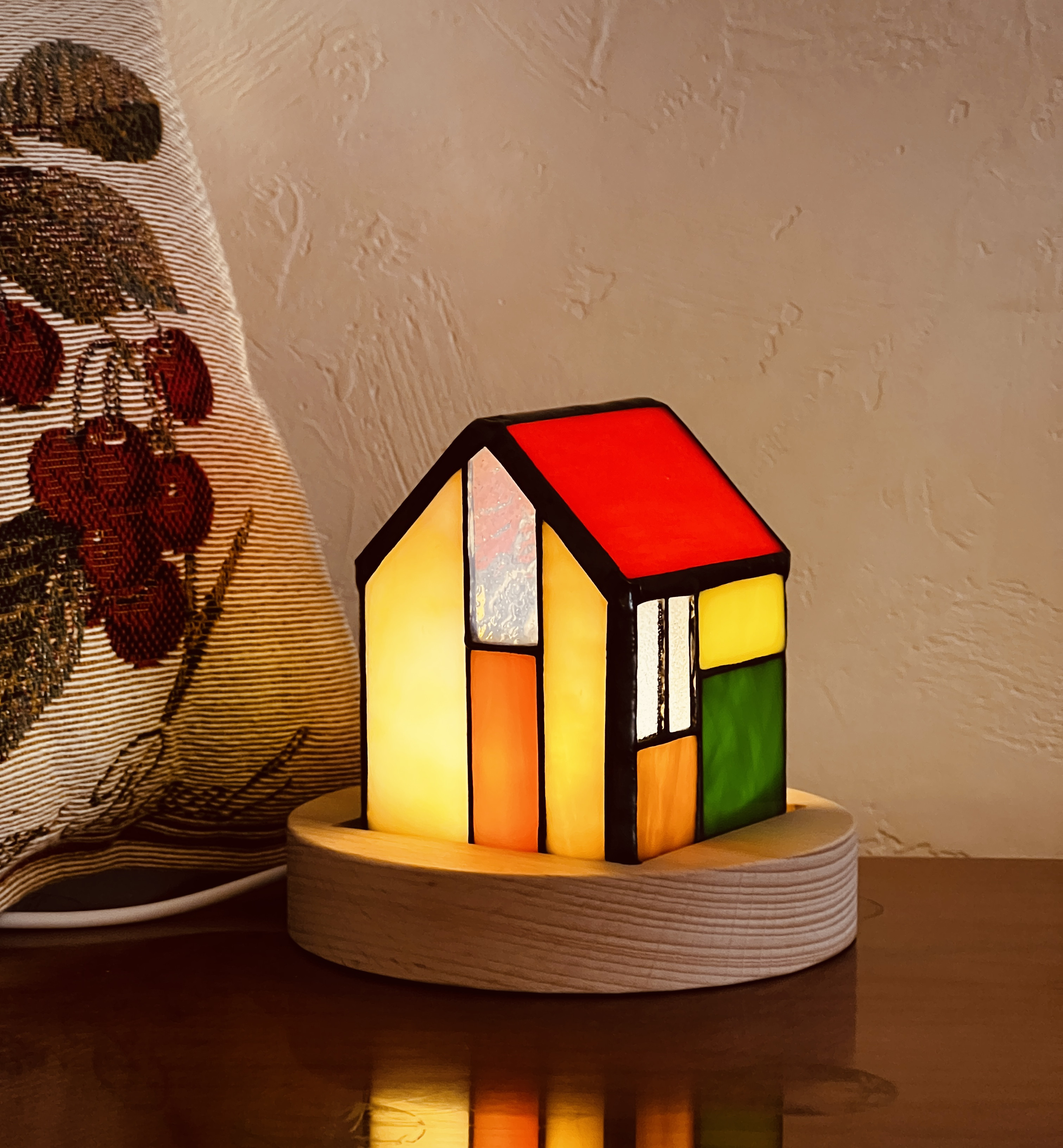 赤い屋根の小さなお家ライト