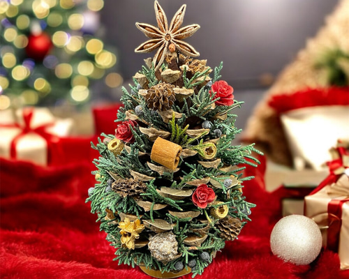 省スペースで飾れる大王松のクリスマスツリー クリスマスツリー