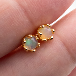 エチオピア産 オパール ピアス 一粒 クラウン ＊petal＊ Silver925 K18GP sv020 3枚目の画像