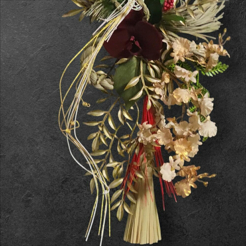 右肩上がりに飛躍の年に｜華やかめでたいしめ縄お正月飾り Creema限定