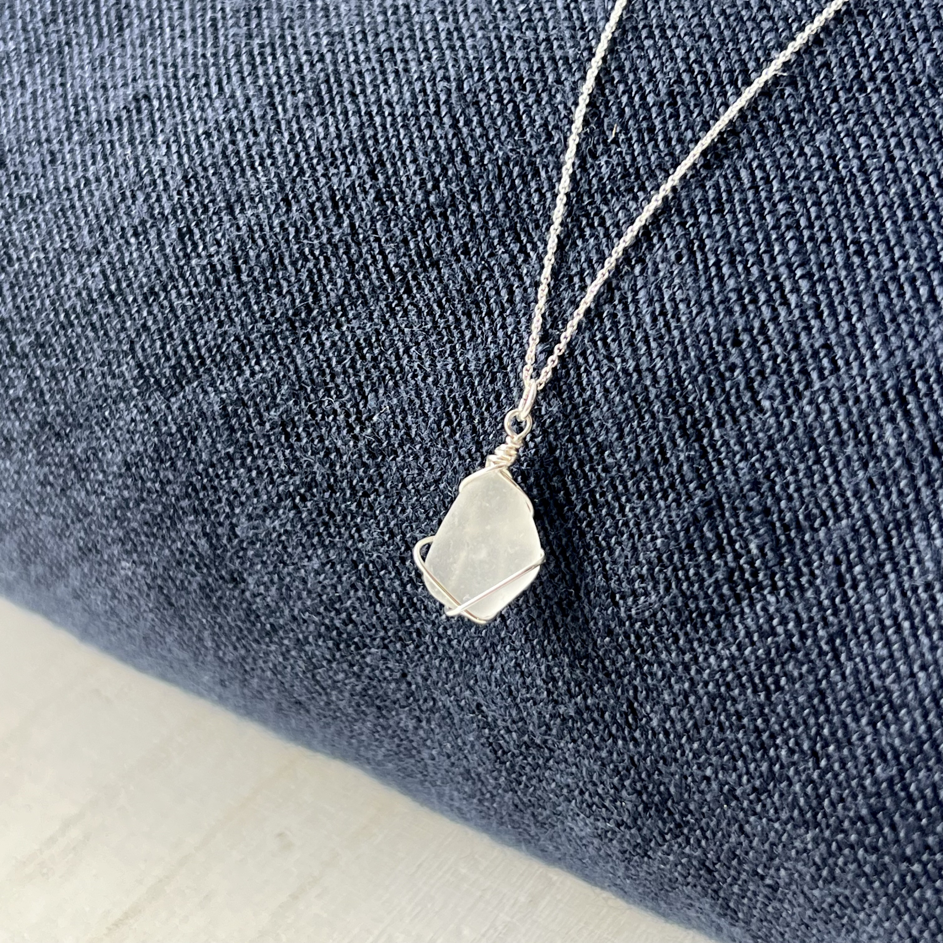 《Silver925》純粋な気持ちになれるホワイトシーグラスのネックレス 45cm