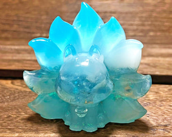 【特別カラー１点限定】冬の九尾の狐 オルゴナイト アクアマリン