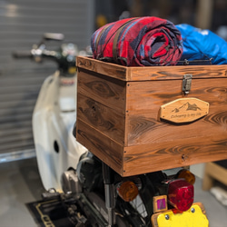 送料込み！ ハイエース 200系 きれいな木目のウインドウパネル 両側 窓