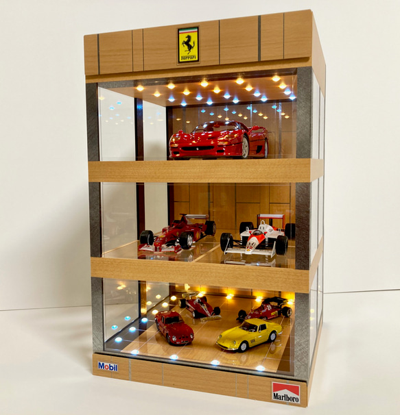 1/18展示6台可・特殊S&W・3層式ディスプレーBOX / LED40灯 