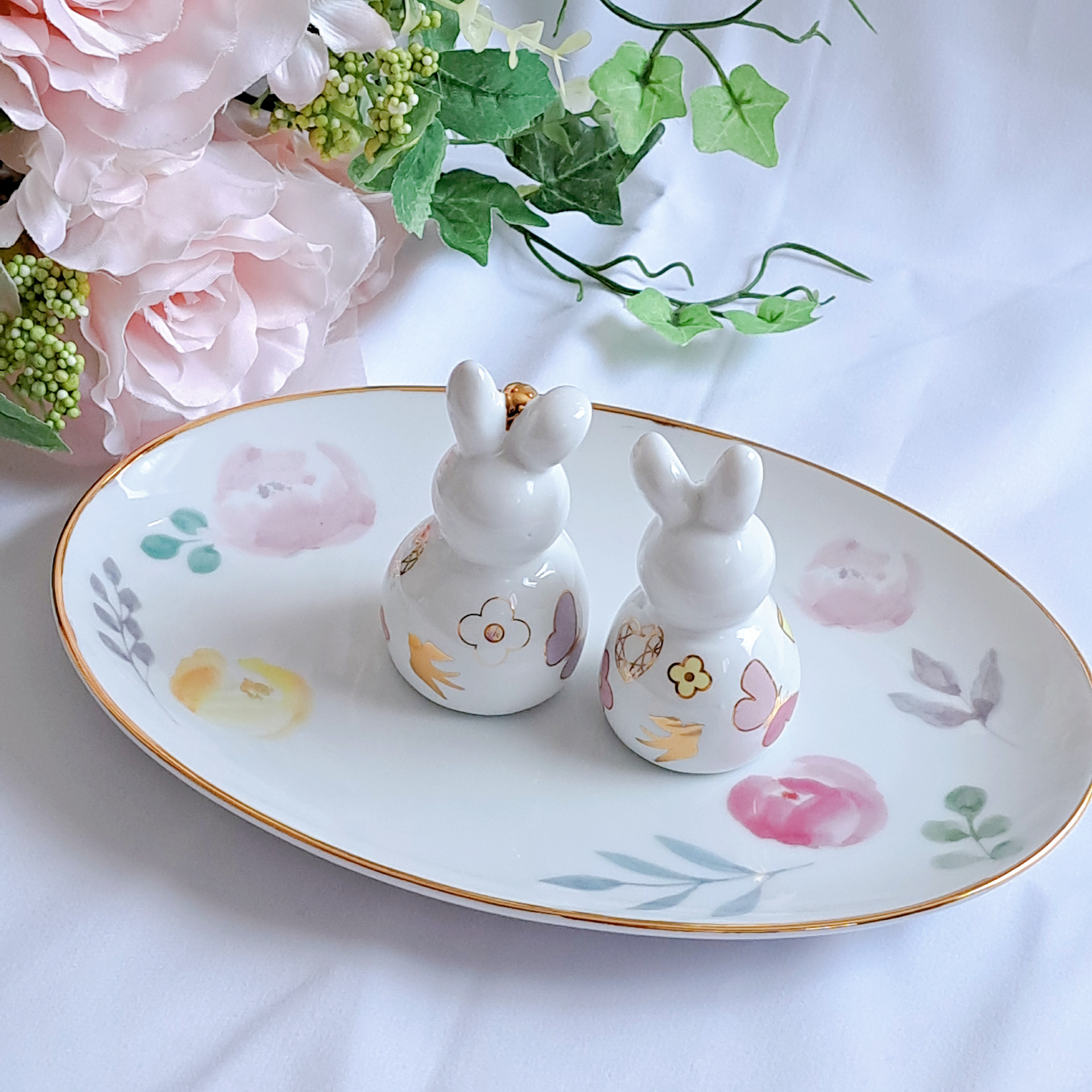 うさぎ　雛　雛人形　桃の節句　フルーツ　ひなまつり　ポーセラーツ　可愛い　シンプル　可愛い　陶器　置物　女の子　ガール