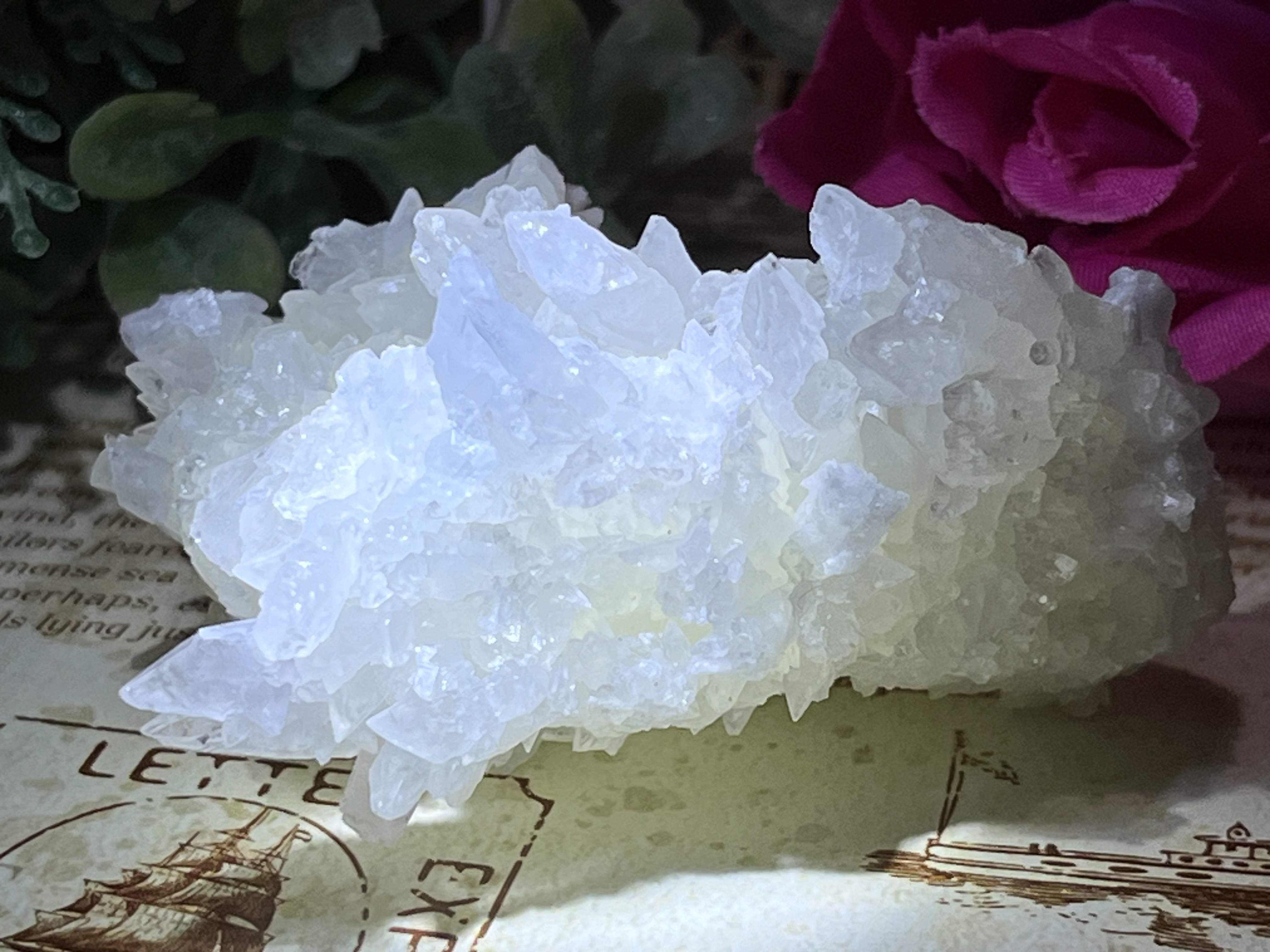 和み石✨　ホワイトアラゴナイト クラスター 原石 霰石　ラフストーン