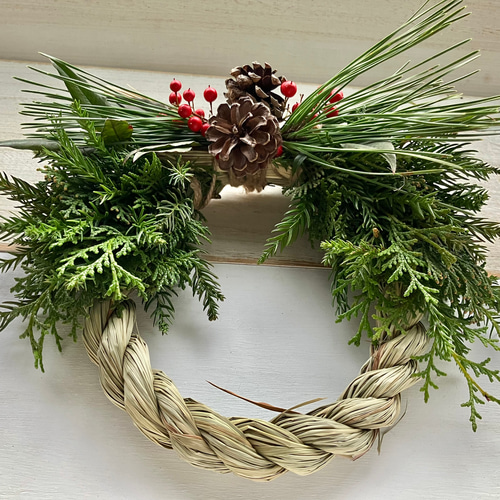 日本の在来種】針葉樹のフレッシュリース 正月飾り しめ飾り 玄関