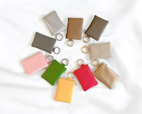 シュリンクエコレザー/カラビナ付きミニポーチ/お守りケース・マルチ