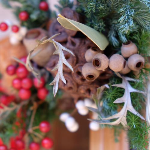 和のクリスマスリース*↟⍋*↟注連縄飾り しめ縄リース(大きなサイズ) 新作✨赤いしめ縄リース クリスマス、お正月兼用のお飾り しめ縄