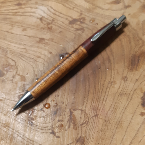 23Bハンドメイド木軸シャーペン御蔵島柘植蜜蝋ワックス仕上げ 日本工芸文化の代表格】 御蔵島 柘植 受注生産品 | 木軸ペン工房