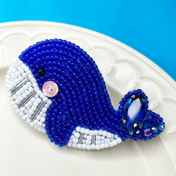 海SERIES】くじら ビーズ刺繍 ブローチ キーホルダー ブローチ