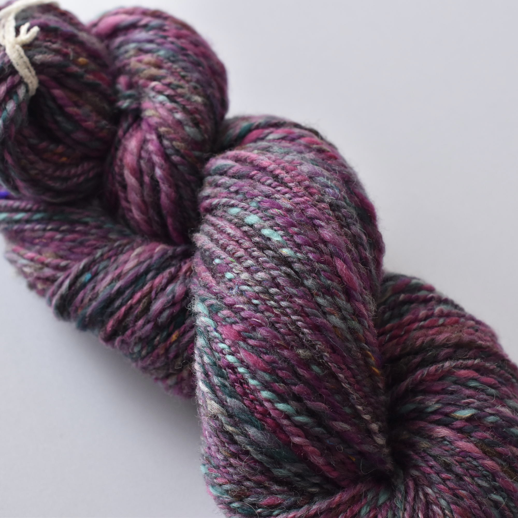 tenna + 手つむぎ毛糸  手紡ぎ糸 毛糸  メリノウール 紫系 約85g #6048