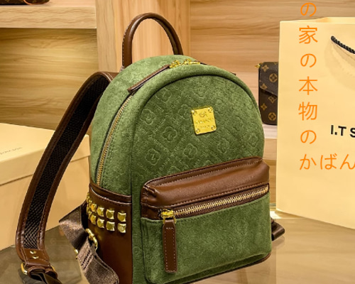 新品未使用 プチバトー リュック ランドセル グリーンとストライプ 緑（グリーン）のランドセルを選ぶ: (並び順：軽さ順
