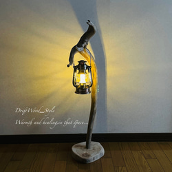 流木インテリア 芸術的な造形を描く無垢の流木スタンド ランタンやエアプラントを飾れる置物 北欧 照明 木材 N61 6枚目の画像