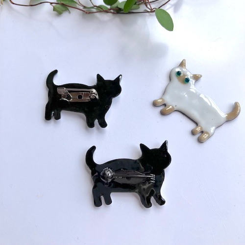 925 MFA ねこ ブローチ