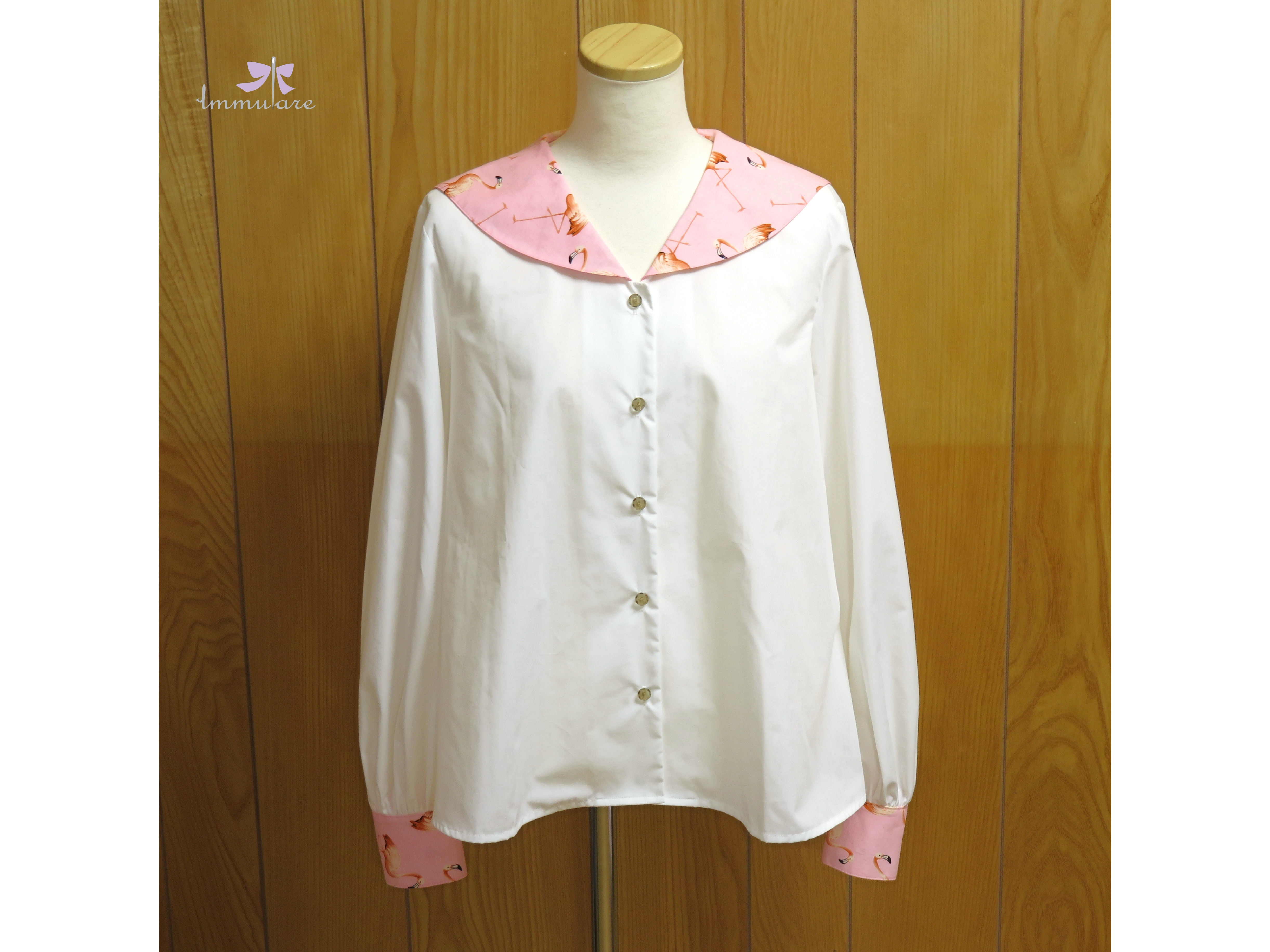 プリント衿バイカラーセーラーブラウス（フラミンゴプリント ピンク）
