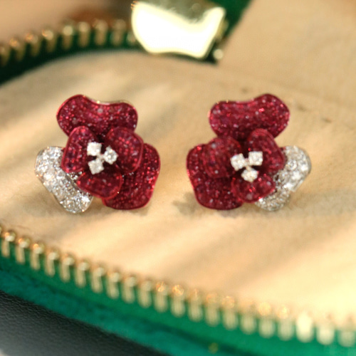 ルビーダイヤモンドピアスk18 新品