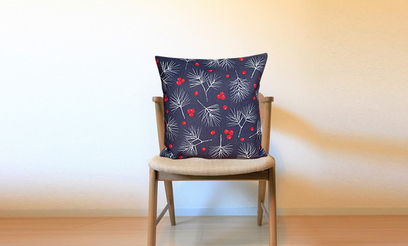 森林抱枕 冬季紅堅果圖案 - 檜木香 - 第5張的照片