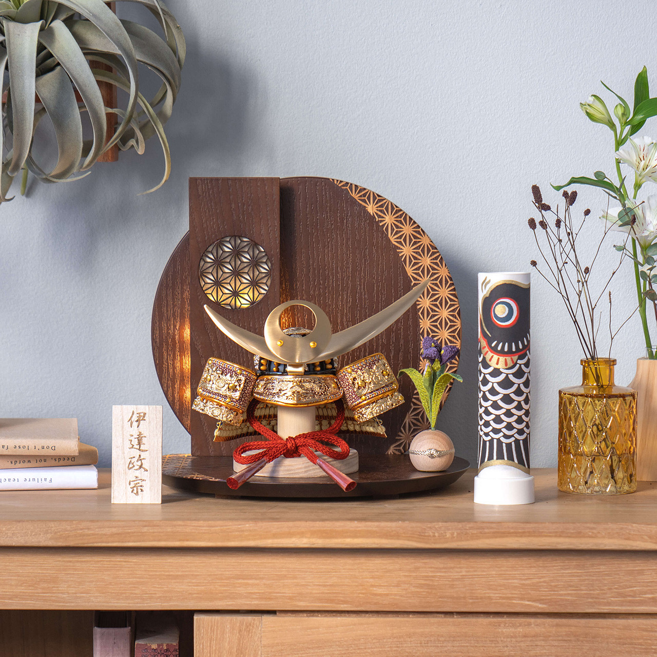 KOTO×悠雅コラボ兜（5COUE-0403）上杉謙信｜コンパクトな五月人形｜節句兜｜コンパクト｜おしゃれ｜インテリア