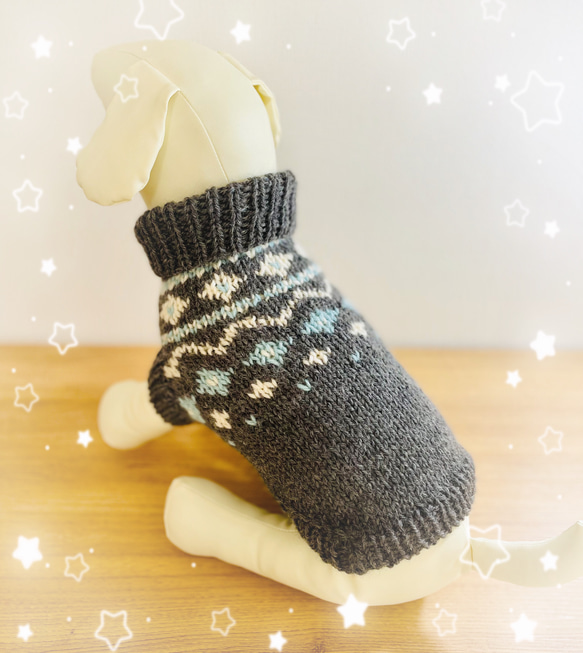 小型犬　手編みセーター 小型犬用手編みセーター☆チャコールグレー☆ロピ風☆ペットセーター