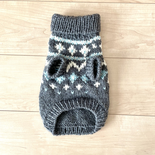 小型犬用手編みセーター☆チャコールグレー☆ロピ風☆ペットセーター