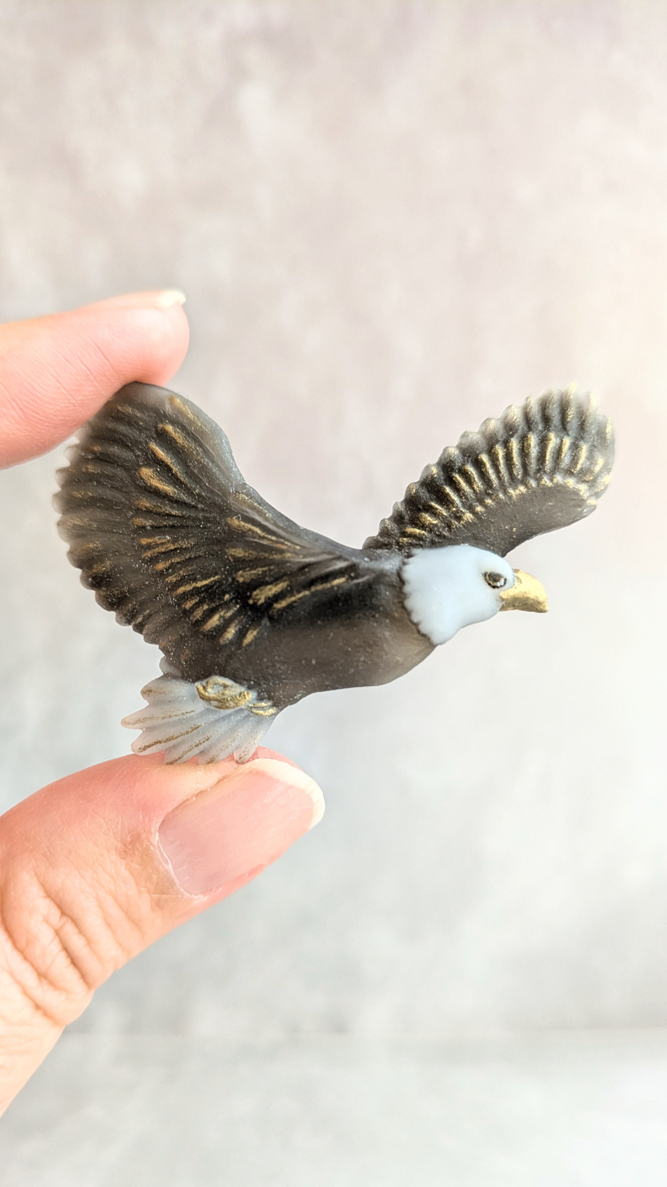 白頭ワシのブローチ／アクセサリー