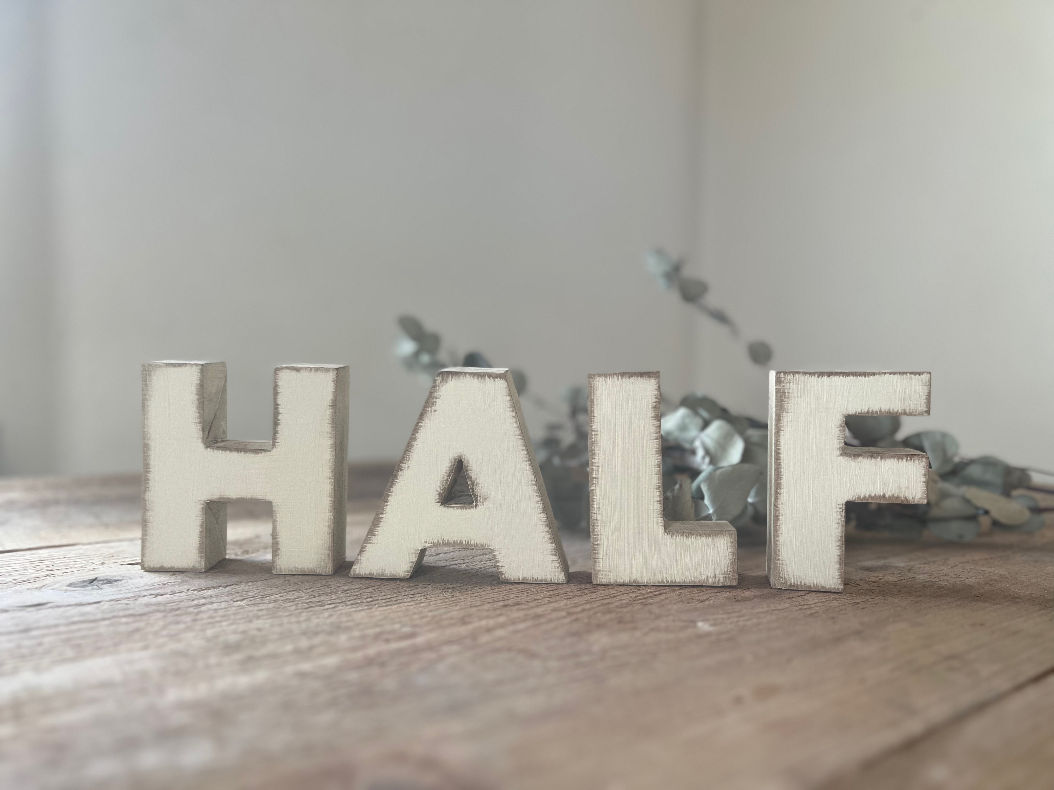 撮影雑貨　撮影用雑貨　アルファベット　ブロック　オブジェ　HALF  白シャビー加工