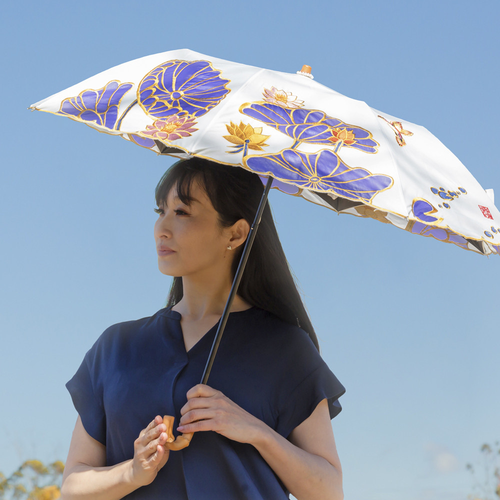 完全遮光 キーヤン 【逃熱日傘】「木村英輝」コラボ 涼感かわず張りオーガンジー刺繍ショート折りたたみ日傘 蓮花ホワイト