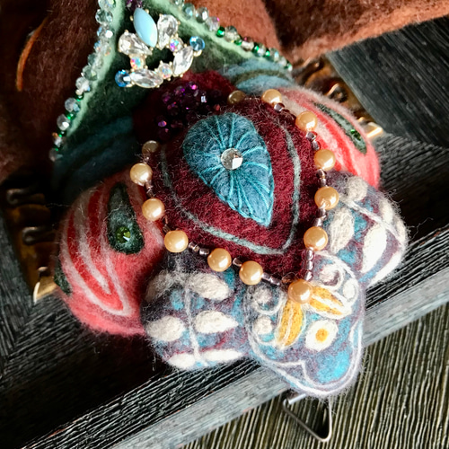 羊毛フェルト製 額入りガネーシャアニマルトロフィー 立体・オブジェ