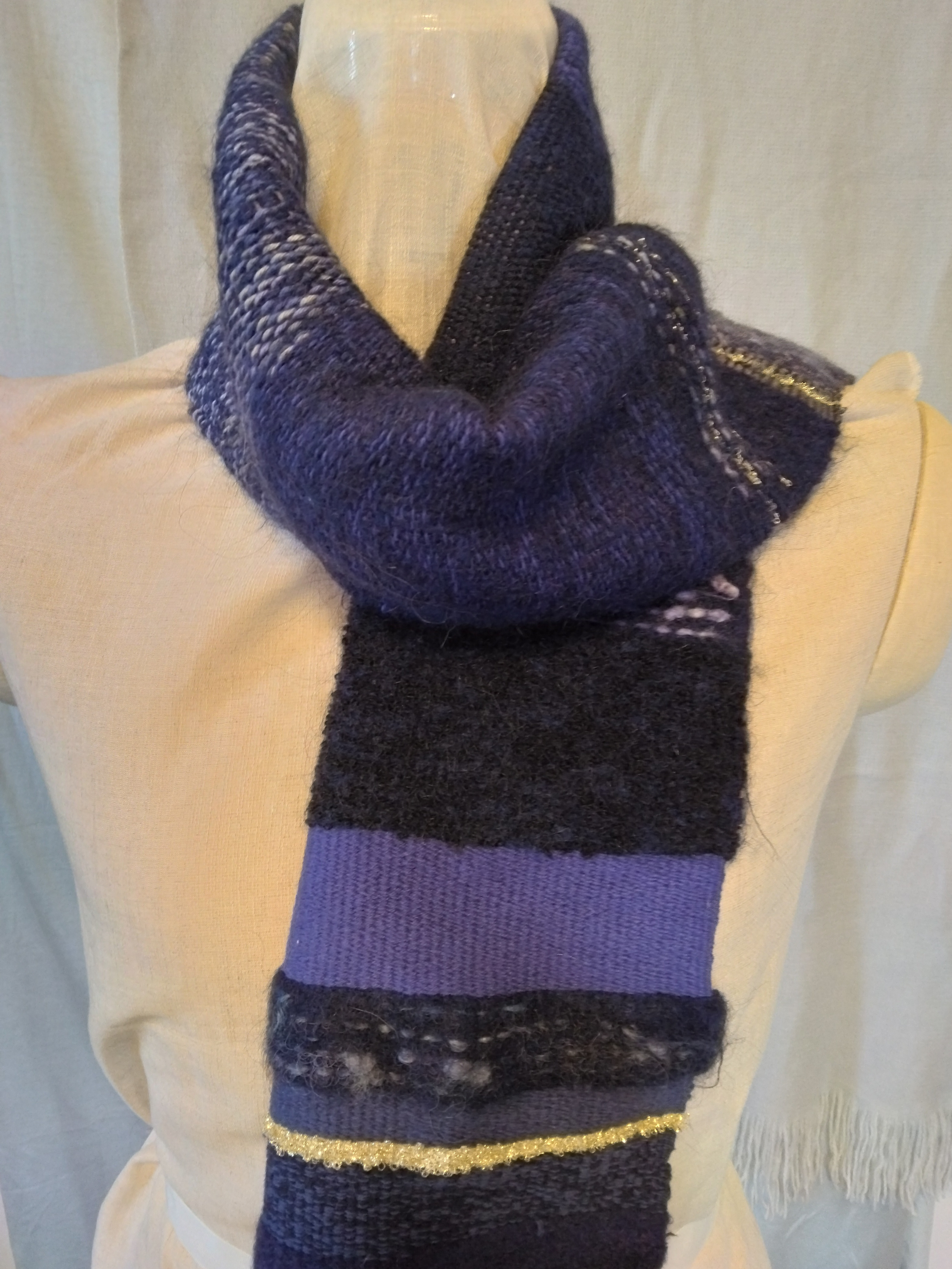 手織りマフラー