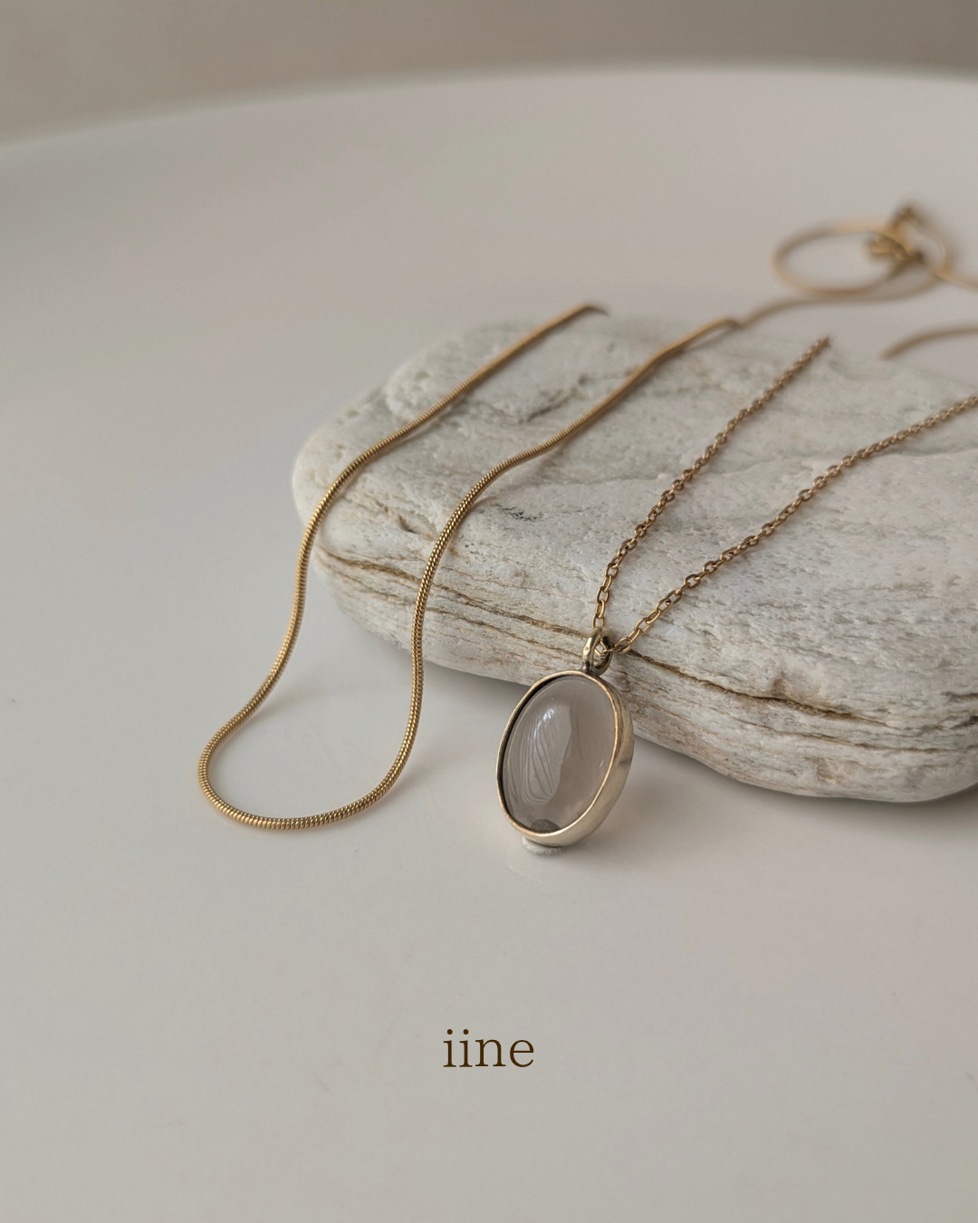 【2点セット】シックで上品な*スモーキークォーツネックレス＆スネークチェーンネックレスセット