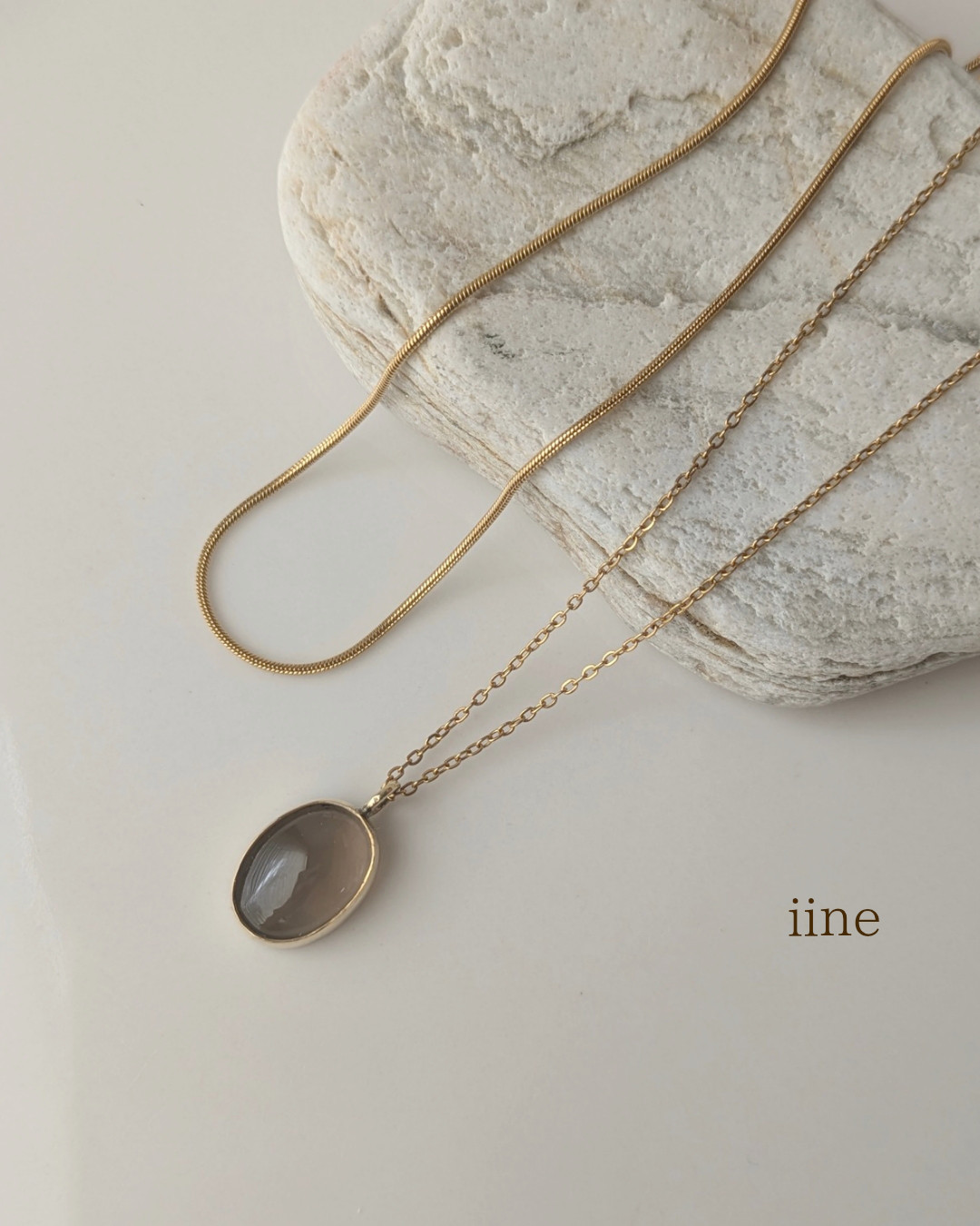 【2点セット】シックで上品な*スモーキークォーツネックレス＆スネークチェーンネックレスセット