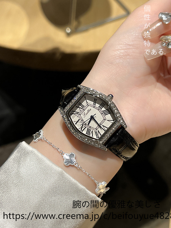 未使用保管品 稼働 VALENTINO Michelle CAMEO 月の女神