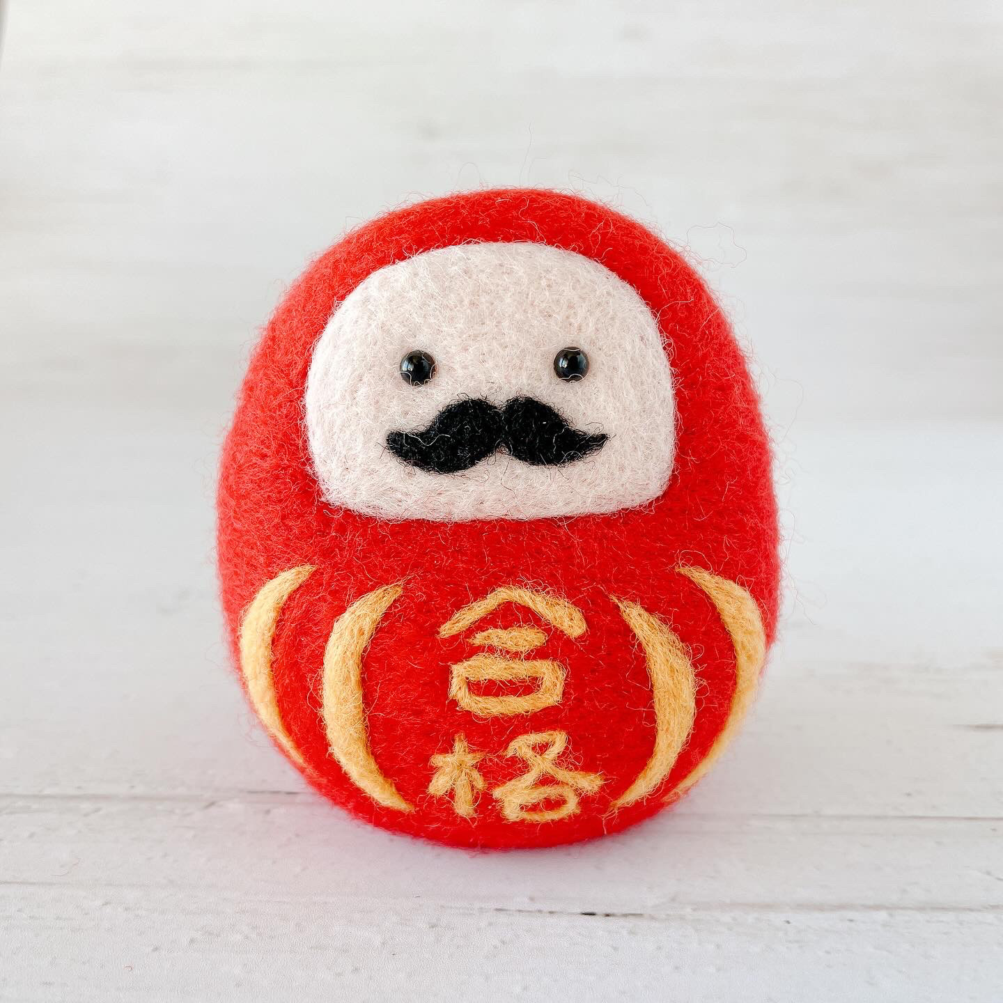 羊毛フェルトだるまさん