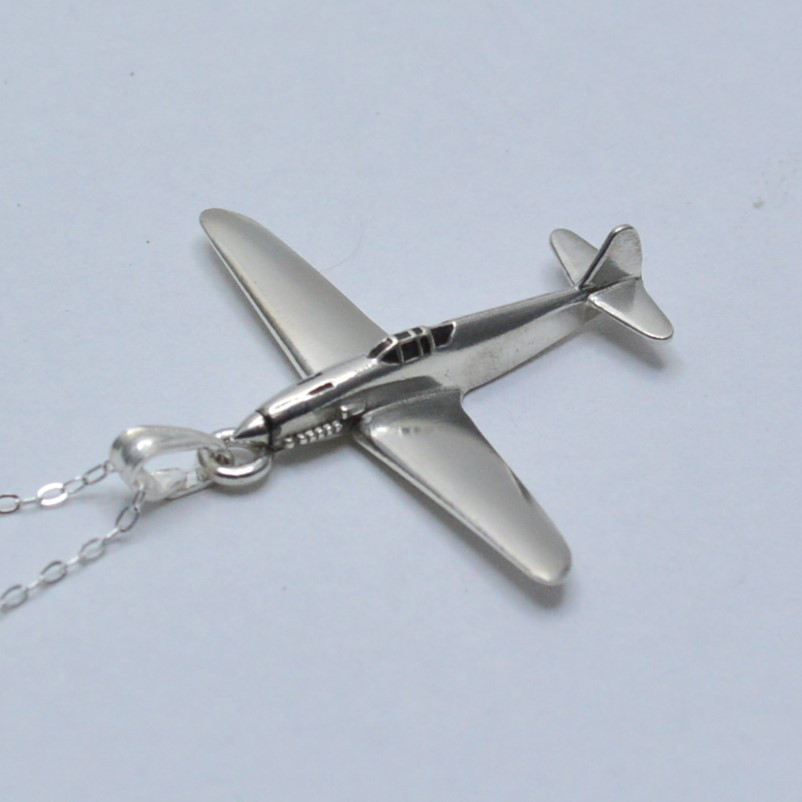 女性向け　日本陸軍　三式戦闘機一型　飛燕　シルバーペンダント　01JA06-01
