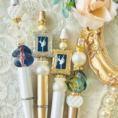 sale‼️N2366 カスタムボールペン お花 リボン 薔薇ビーズ 再販なし！ 新作☆ソフト薔薇ビーズ1個カスタムボールペンdiyビーズお花ビーズ