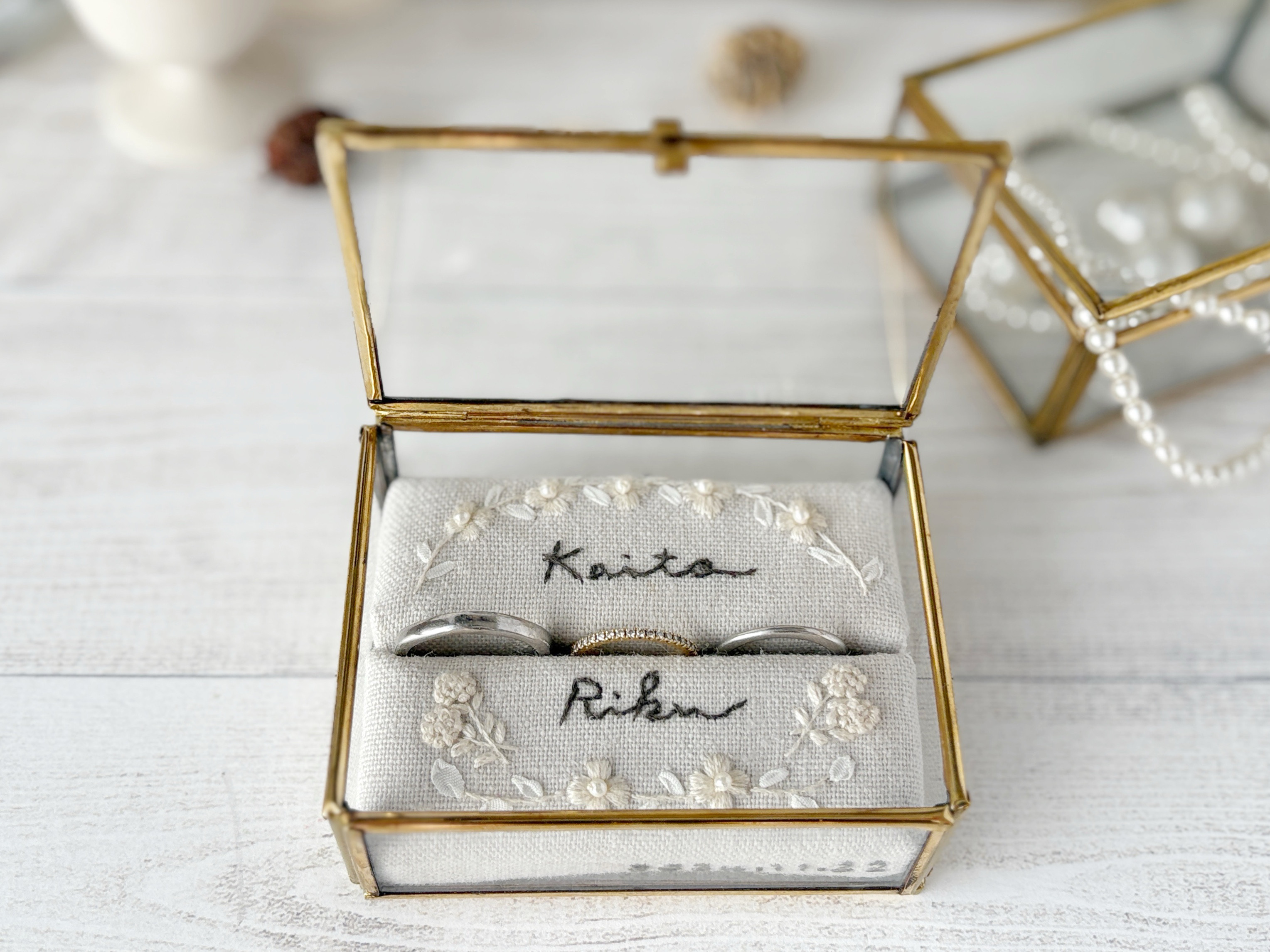 【名前記念日刺繍】刺繍のリングピロー＊Glass box＊hikari＊名入れ