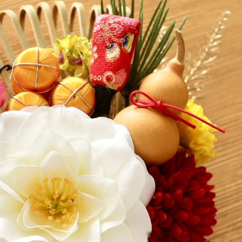 限定価格》白椿とマム＆豆ひょうたんの熊手飾り（アーティフィシャル