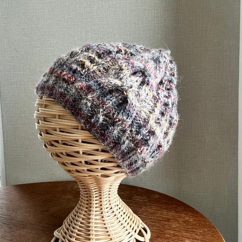 模様編みのニット帽 M-05 グラデーションカラー（ボルドー〜ネイビー