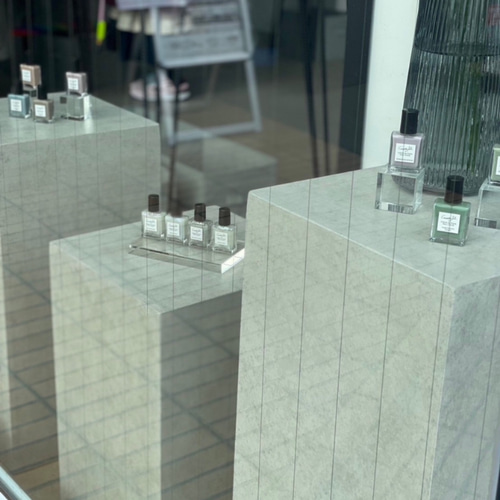 石っぽい ディスプレイボックス 展示台 店舗 ディスプレイ用品