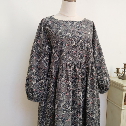 YUWAコーデュロイ花柄ギャザーワンピースfreeグレー ワンピース momo